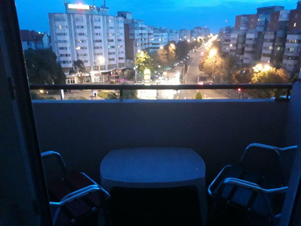 Hellen'S Ultracentral Apartament Бузэу Экстерьер фото