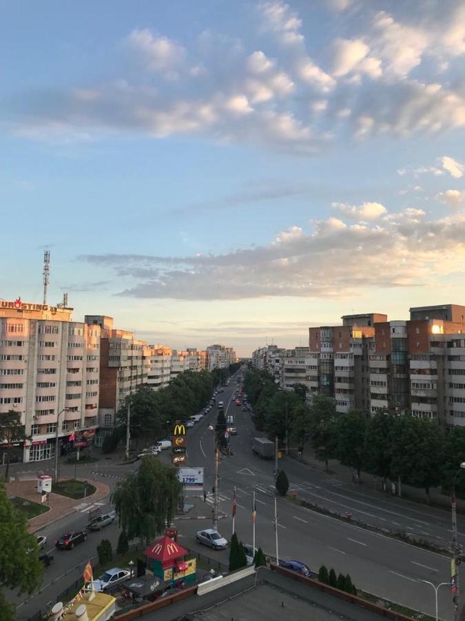 Hellen'S Ultracentral Apartament Бузэу Экстерьер фото
